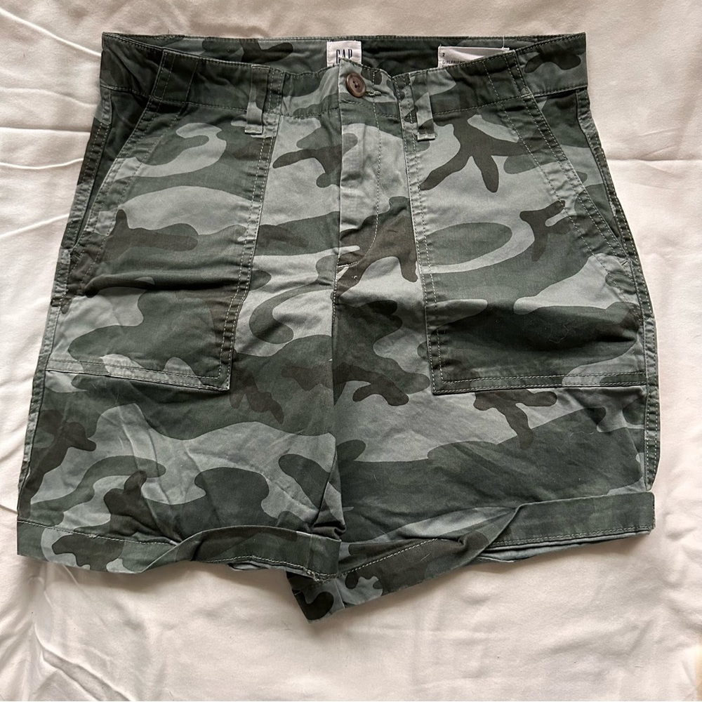 Gap Camo Shorts size 2